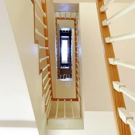 Apartment Design Award-winning In Ribeira Porto