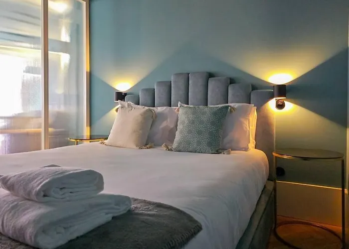 Design Award-winning In Ribeira Apartment